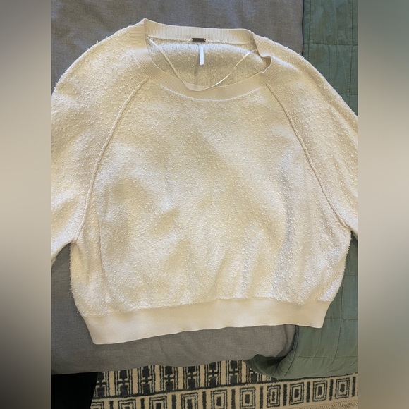 LIKE NEW - Free People - Found My Friend Pullover in Small Cream Boucle - Picture 6 of 6